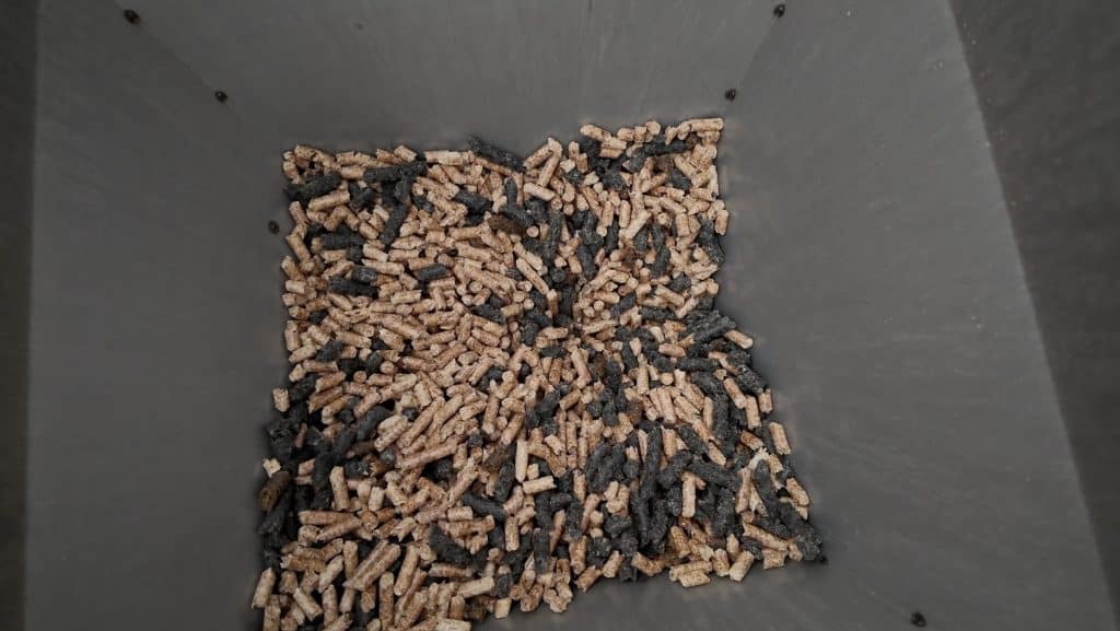 Annulé pour la culture de champignons dans un bac.